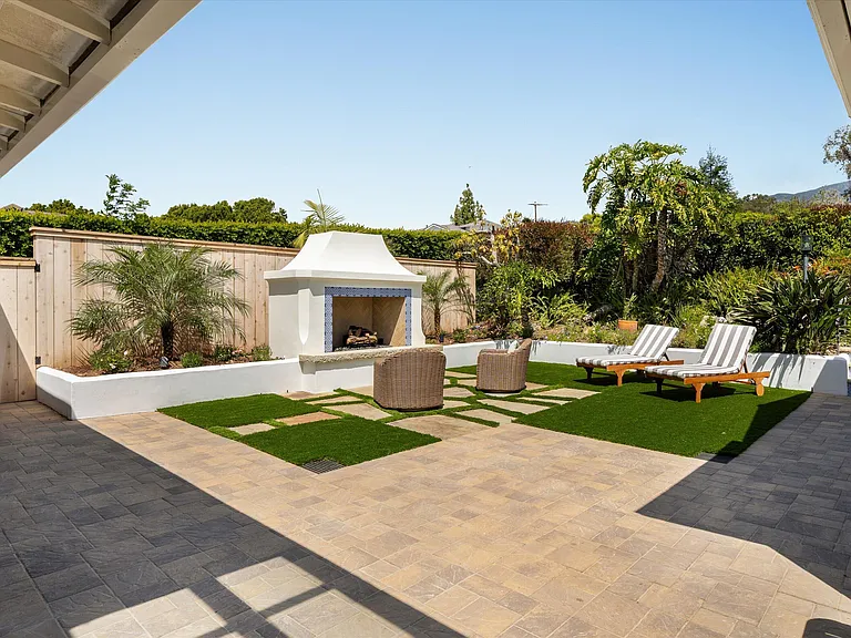 3182 Serena Ave — Photo 20