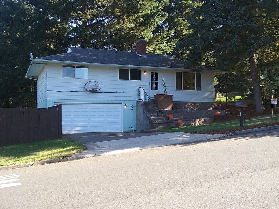 1st image of 2505 NE 124th Ave
