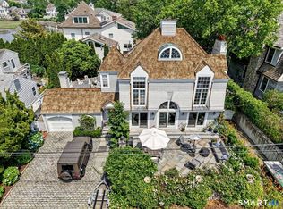 32 Nearwater Road, Norwalk, CT 06853