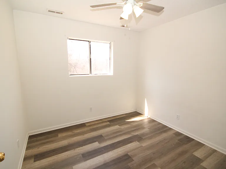 719 N Main St #2 — Photo 11