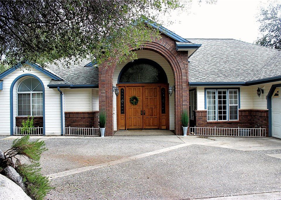 1st image of 50072 Meadowview Dr