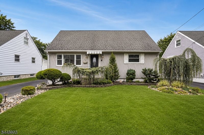 1st image of 48 Merkel Dr