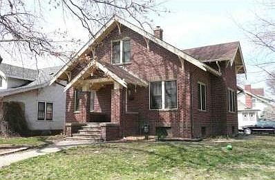 824 Elk St Beatrice NE 68310 Zillow