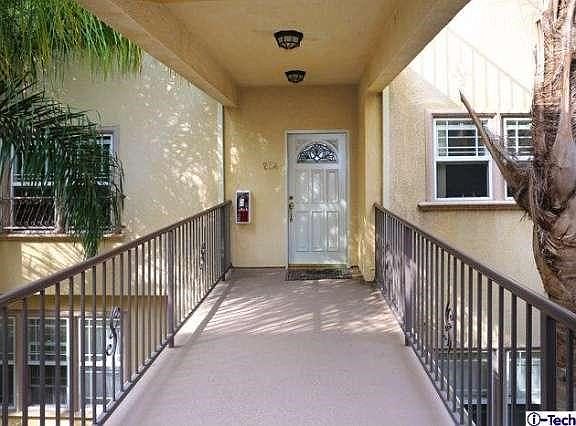 3rd image of 465 E Magnolia Blvd APT 204