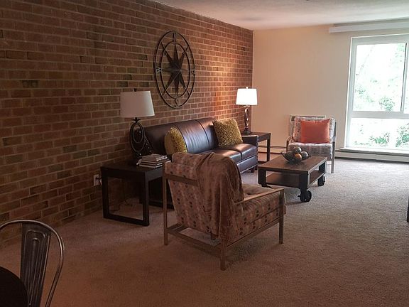 Queen Anne's Gate Apartments