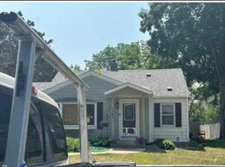 1260 Ripley Ave E, Maplewood, MN 55109