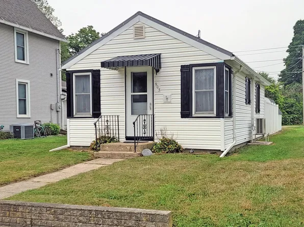 903 Main St, Elgin, IA 52141