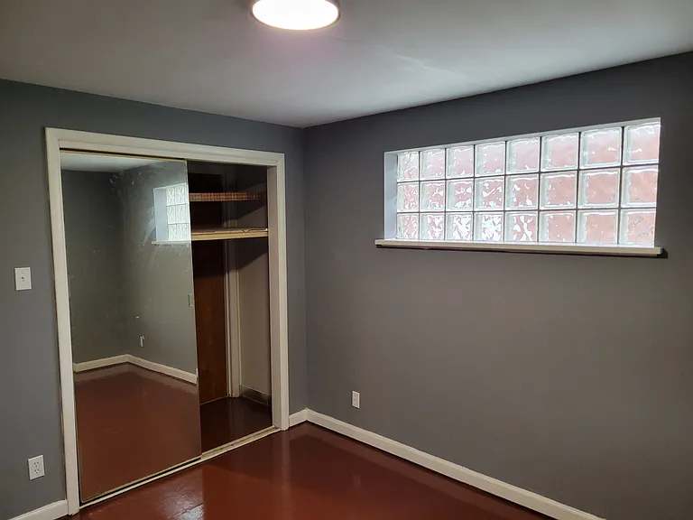 1941 Mora Ln — Photo 10