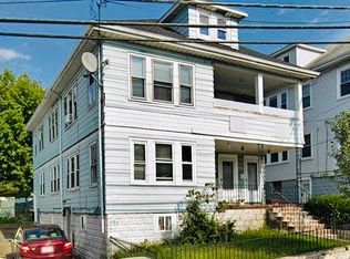 87 Woodlawn St, Everett, MA 02149