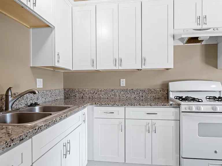 10498 Mills Tower Dr — Photo 10