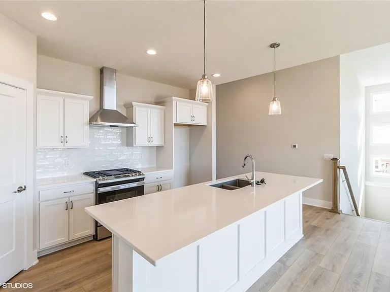 2780 SE Florence Dr — Photo 5