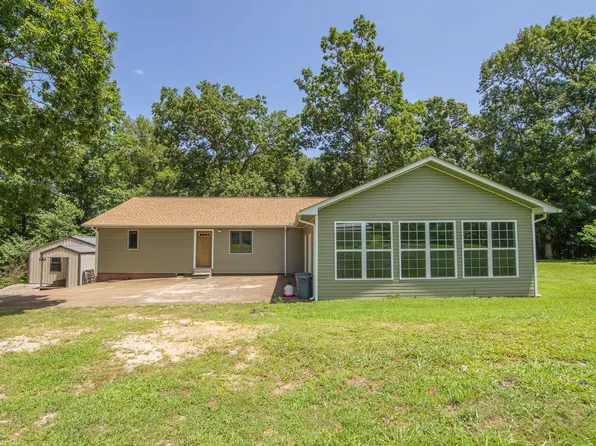 625 Highway 64 W, Waynesboro, TN 38485