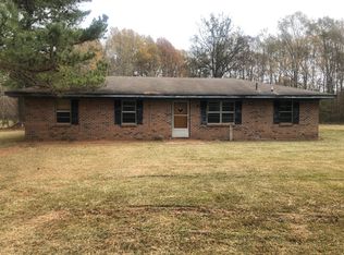 12428 Lake Grove Rd, Prairie, MS 39756