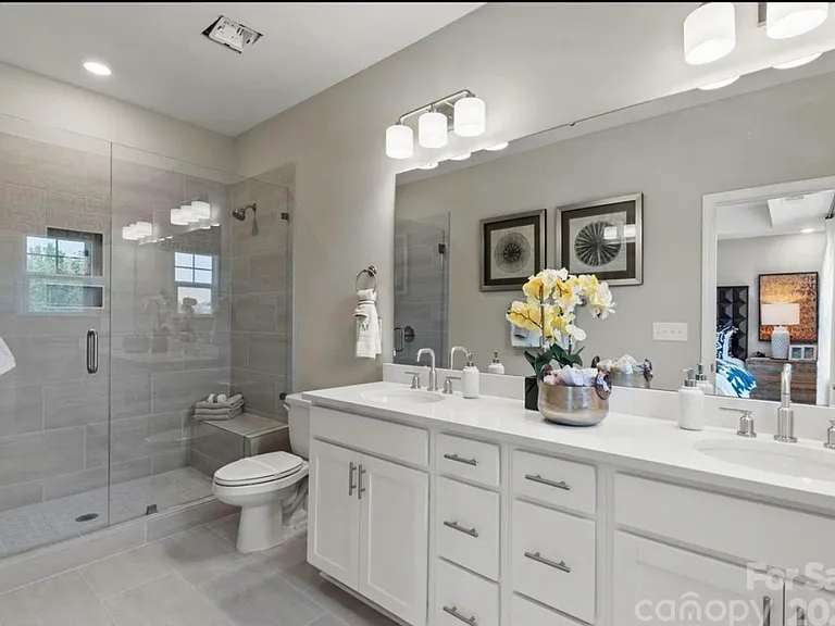 4036 Hidden Oaks Dr — Photo 6