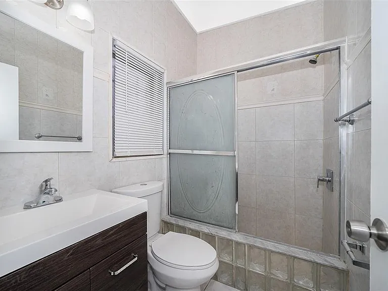 1213 Lawne Blvd — Photo 16