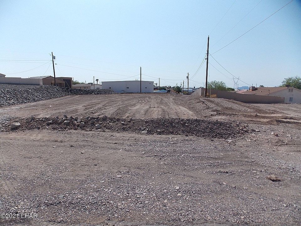 2nd image of 880 Yattahhey Dr Lot 28