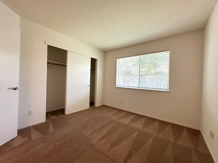 3917 Riviera Ln — Photo 25