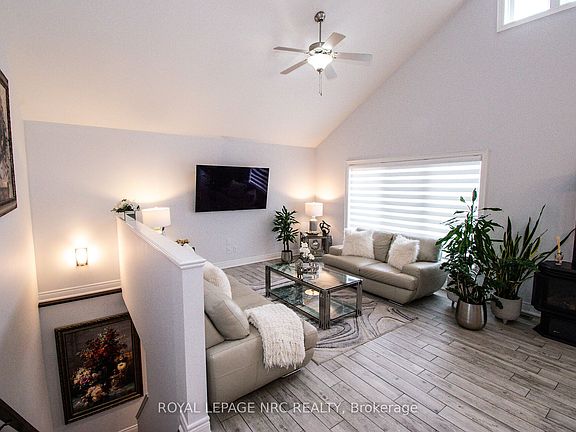 5th image of 197 Timberview Cres