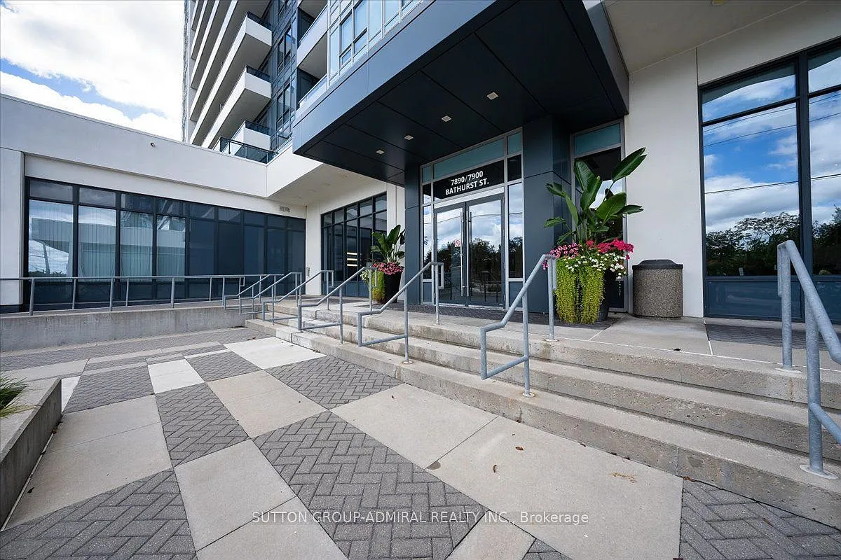 2 bed, $2,400 — Photo 3