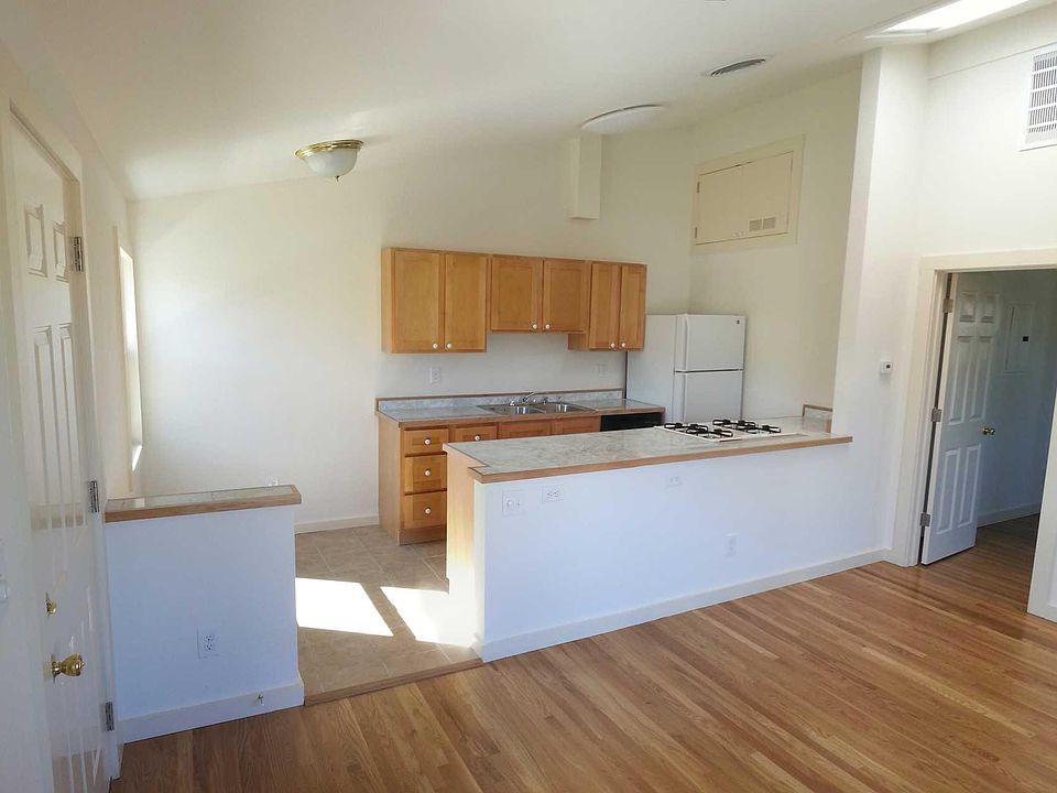 Kitchen/Livingroom