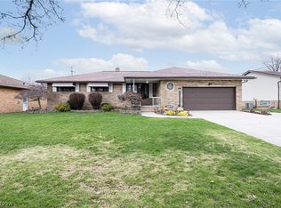 13352 Claremont Ave, Middleburg Heights, OH 44130