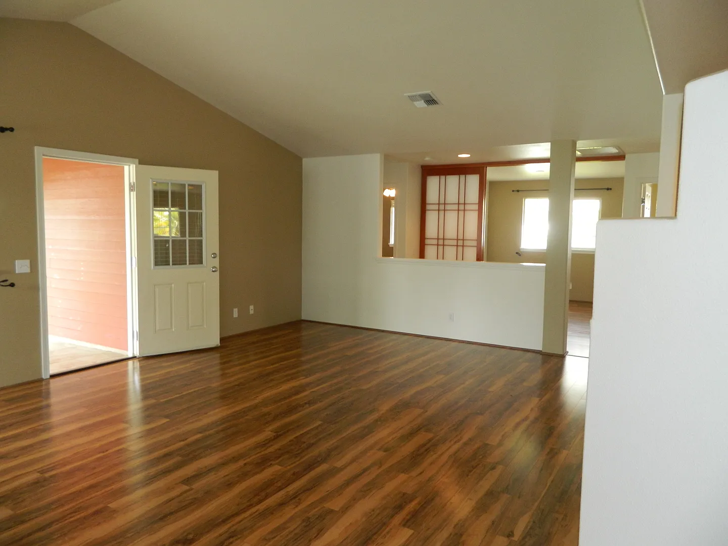 Beautifully Upgraded 3BR/2BA Home in Lualai Subdivision — Photo 3