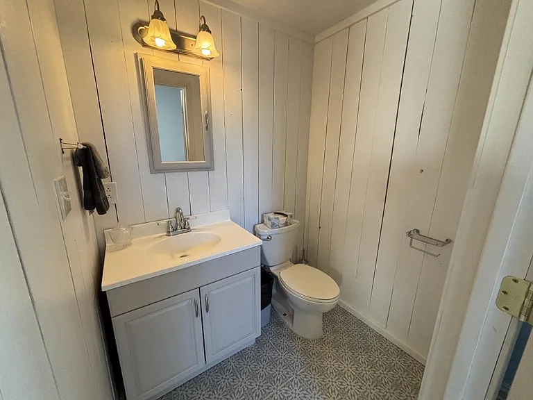 1145 W Platinum St — Photo 6