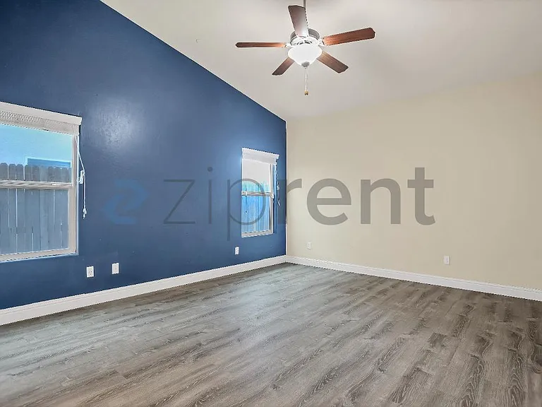 5462 W Floradora Ave — Photo 25