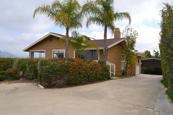 1st image of 23725 Calistoga Pl