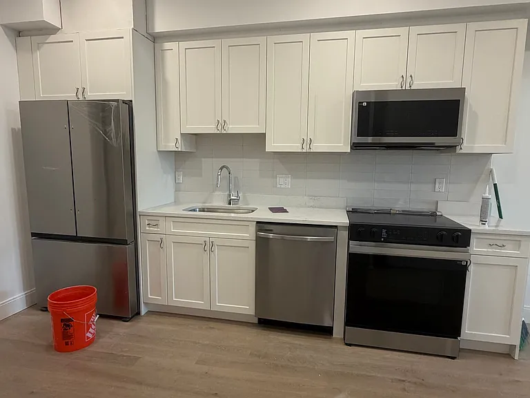 1439 Tremont St #6A — Photo 1