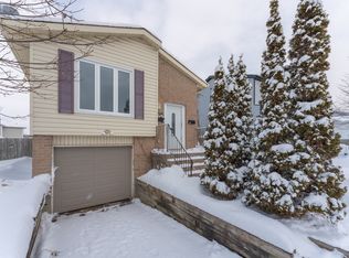 766 Cataraqui Woods Dr #2, Kingston, ON K7P 2R1