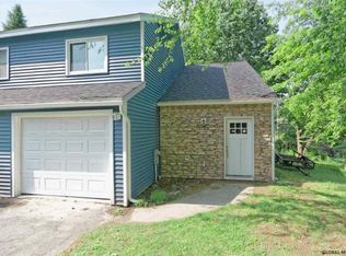 30B Woodcliffe Dr, Clifton Park, NY 12065