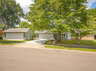 2355 Scotland Dr, Akron, OH