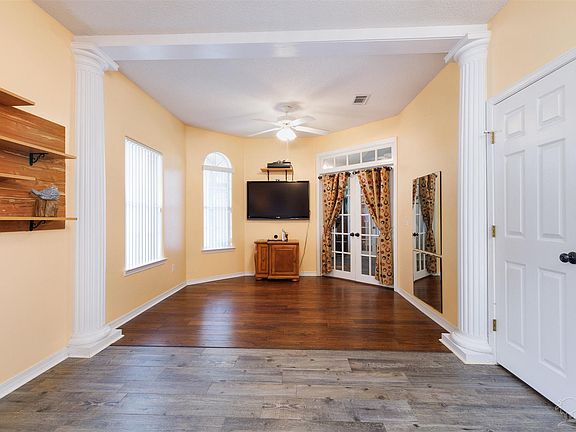 4th image of 4154 Erika Ct