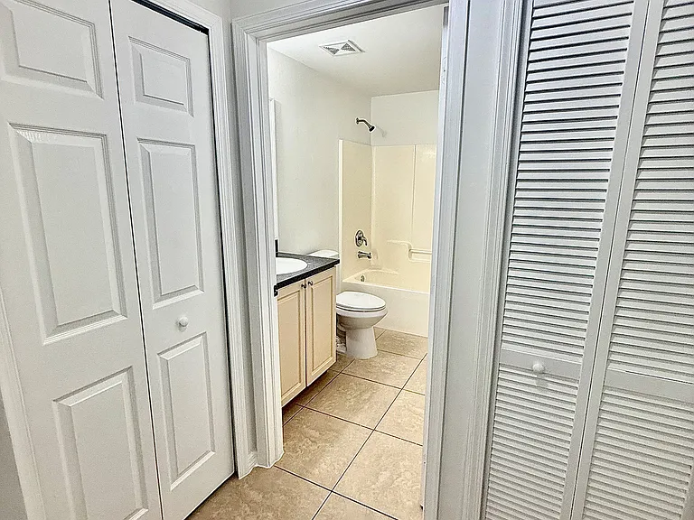 319 Gordon Ave S — Photo 10