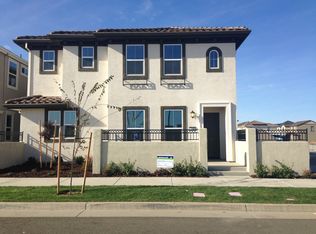 2195 Village Green Dr, Roseville, CA 95747