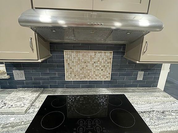 Induction cooktop wifi, hood