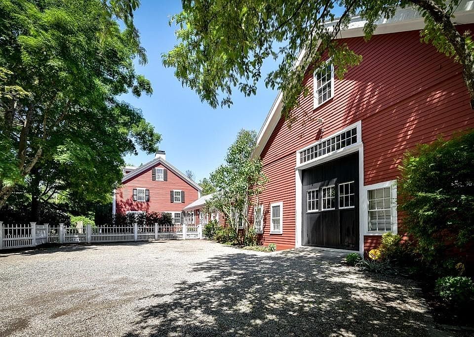105 Farm St, Dover, MA 02030 Zillow