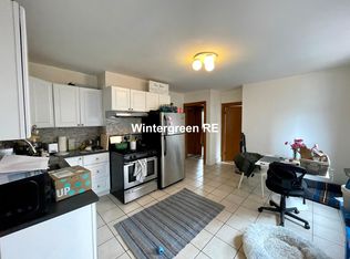 42 Jay St #1F, Cambridge, MA 02139