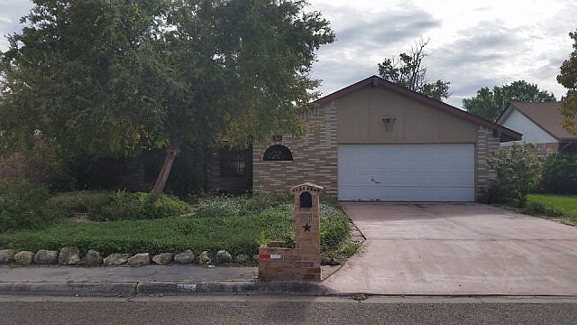 1st image of 198 Leece Dr