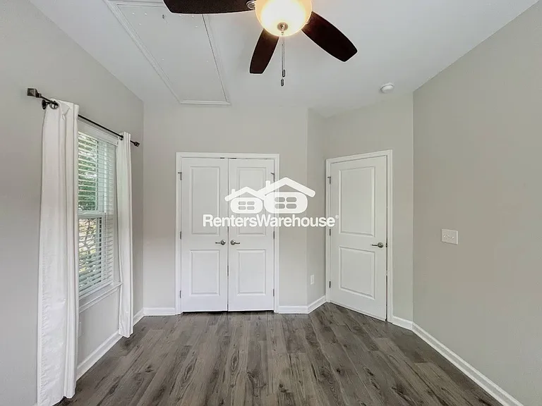 521 Charles Porteus Ln — Photo 27