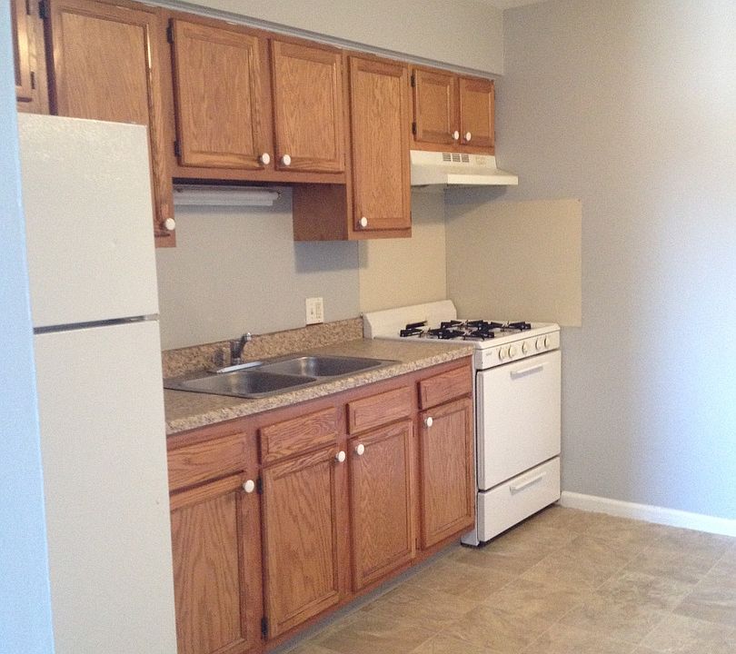 1st image of 2329 30th St SW APT 301