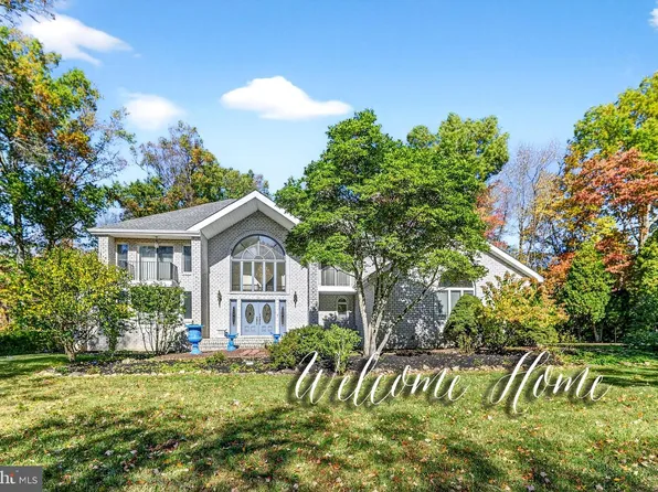 16 Benedek Rd, Princeton, NJ 08540