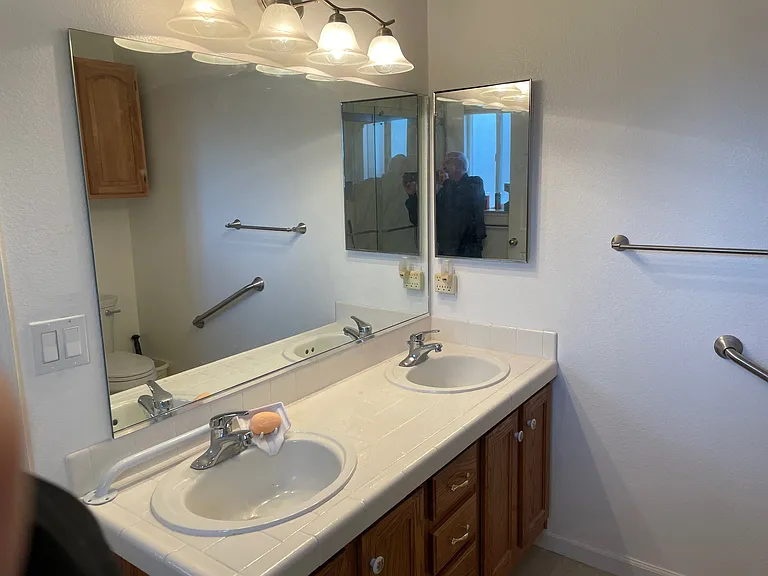 Mia Ct — Photo 16