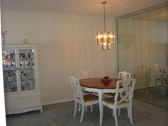 5th image of 1421 NW 20th Ave
