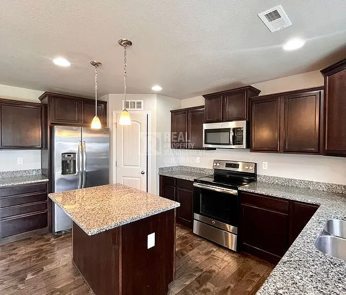 7215 Cedar Brush Ct — Photo 5