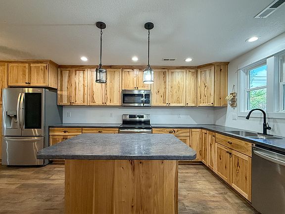 4th image of 1527 1st St