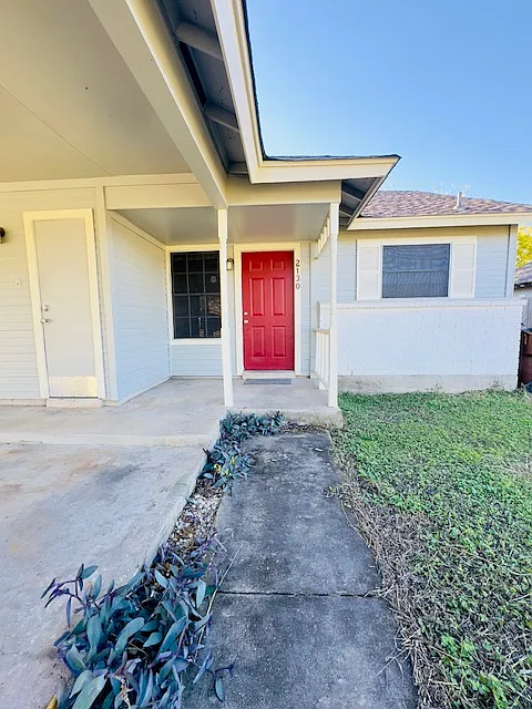 Building Photo - 2130 Andover Dr