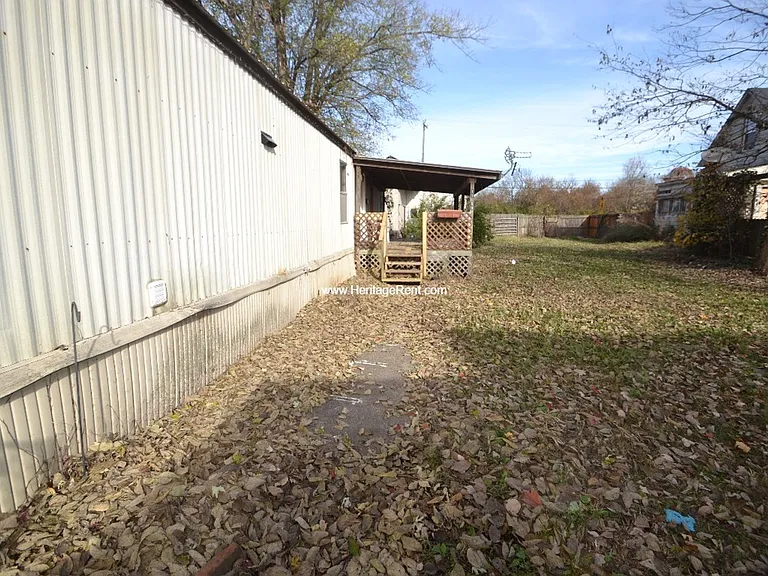 11049-11051 Stephens Rd — Photo 13