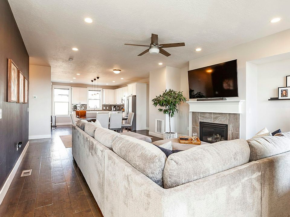 Bright airy living room
